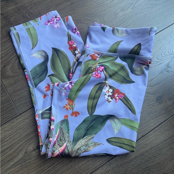 Aéropostale Cropped Leggings (2 pairs) - Picture 8 of 8